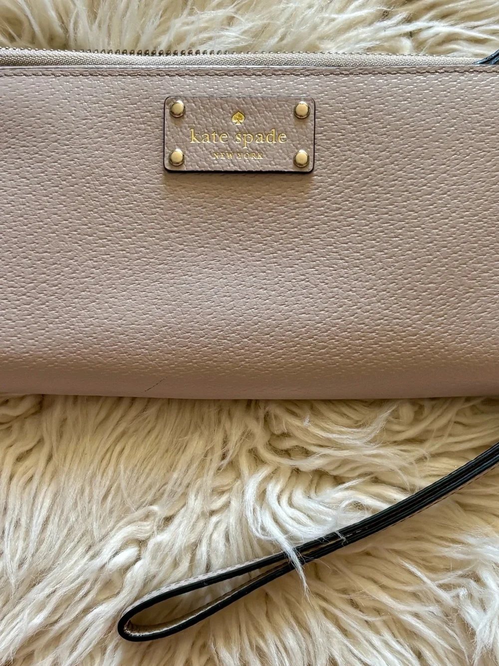 Kate Spade Layton Wellesley Grand Street Zip Wristlet Wallet Mousse Frosting EUC